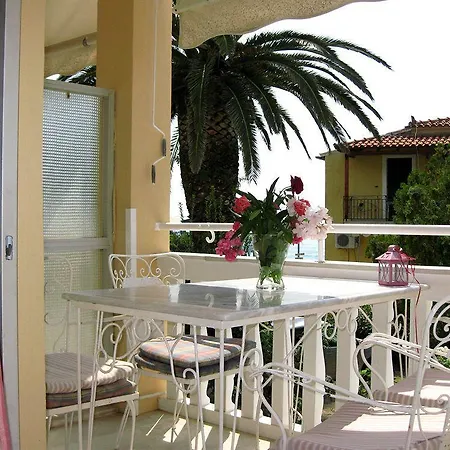 Danae Apartman *